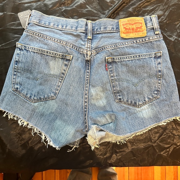 BRAND NEW W/ TAG Levi Denim Shorts - Picture 2 of 4